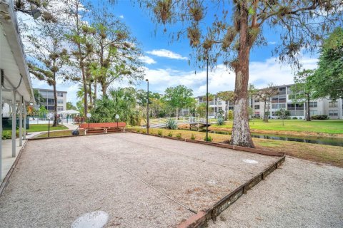 Купить кондоминиум в Лодердейл-Лейкс, Флорида 6 комнат, 89.19м2, № 1959189 - фото 25