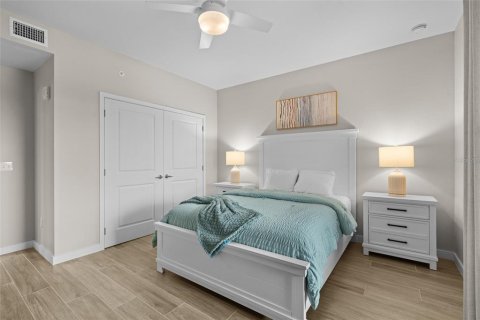 Condo in Cape Coral, Florida, 2 bedrooms  № 1677577 - photo 22
