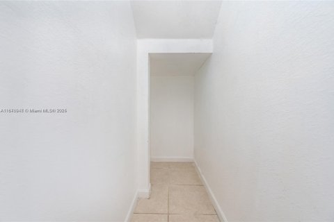 Townhouse in Homestead, Florida 3 bedrooms, 120.96 sq.m. № 1943567 - photo 4