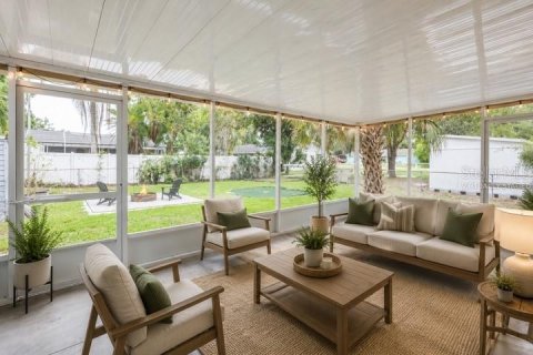 Villa ou maison à louer à Ruskin, Floride: 2 chambres, 81.1 m2 № 2155889 - photo 4
