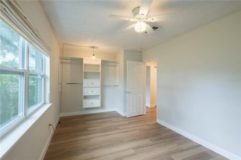 Villa ou maison à louer à Ruskin, Floride: 2 chambres, 81.1 m2 № 2155889 - photo 14