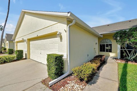 Casa en venta en Kissimmee, Florida, 2 dormitorios, 131.64 m2 № 1774959 - foto 3
