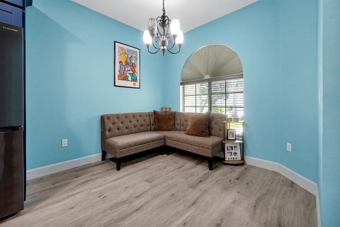 Casa en venta en Kissimmee, Florida, 2 dormitorios, 131.64 m2 № 1774959 - foto 6