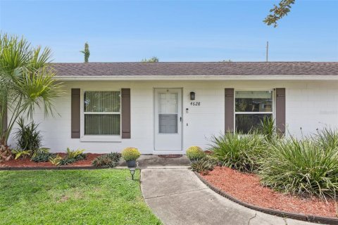 Villa ou maison à vendre à Orlando, Floride: 3 chambres, 104.05 m2 № 2396119 - photo 3