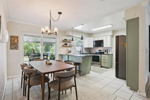 Villa ou maison à vendre à Orlando, Floride: 3 chambres, 104.05 m2 № 2396119 - photo 14