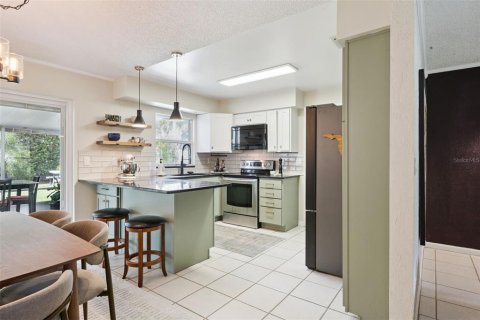 Villa ou maison à vendre à Orlando, Floride: 3 chambres, 104.05 m2 № 2396119 - photo 17