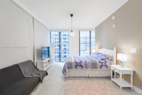 Condominio en alquiler en Miami, Florida, 2 dormitorios, 102.19 m2 № 2060954 - foto 8