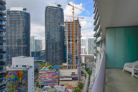 Condominio en alquiler en Miami, Florida, 2 dormitorios, 102.19 m2 № 2060954 - foto 17