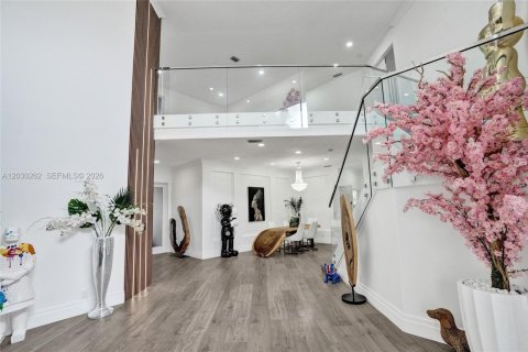 Villa ou maison à vendre à Pembroke Pines, Floride: 5 chambres, 336.49 m2 № 2087006 - photo 11