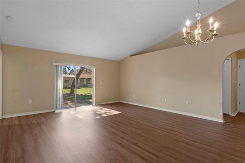House in Spring Hill, Florida 3 bedrooms, 127.09 sq.m. № 1529696 - photo 9