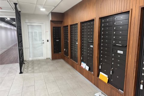 Купить кондоминиум в Норт-Майами-Бич, Флорида 2 спальни, 96.8м2, № 2023105 - фото 24