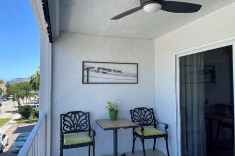 Copropriété à vendre à Lauderdale-by-the-Sea, Floride: 2 chambres, 109.62 m2 № 2175456 - photo 7