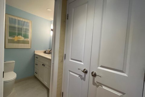 Copropriété à vendre à Lauderdale-by-the-Sea, Floride: 2 chambres, 109.62 m2 № 2175456 - photo 24