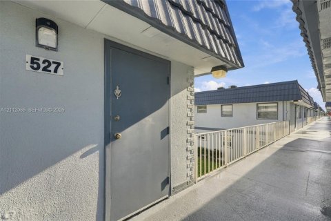 Condominio en alquiler en Delray Beach, Florida, 1 dormitorio, 66.89 m2 № 2432118 - foto 2