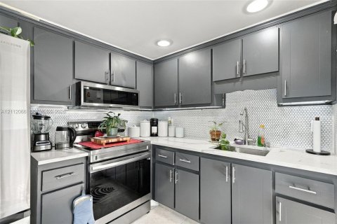 Condominio en alquiler en Delray Beach, Florida, 1 dormitorio, 66.89 m2 № 2432118 - foto 12