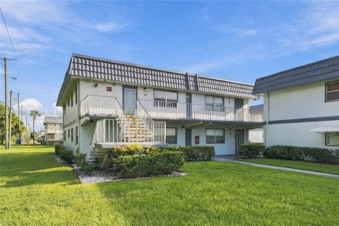 Condo in Delray Beach, Florida, 1 bedroom  № 2432118