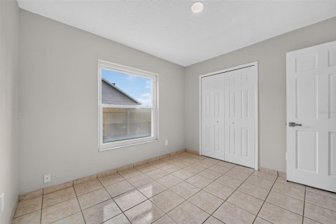 House in Winter Springs, Florida 3 bedrooms, 157.47 sq.m. № 2258937 - photo 8