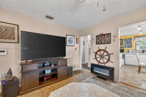 House in Homestead, Florida 5 bedrooms № 2178934 - photo 8