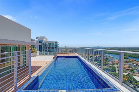 Condo in Sunny Isles Beach, Florida, 5 bedrooms № 2185827 - photo 4