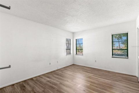 Copropriété à vendre à Clearwater, Floride: 2 chambres, 99.41 m2 № 1583532 - photo 17