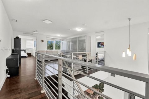 Купить виллу или дом в Дорал, Флорида 5 спален, 336.68м2, № 1998426 - фото 28