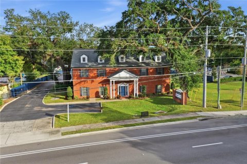 Immobilier commercial à Orlando, Floride 490.8 m2 № 2103285