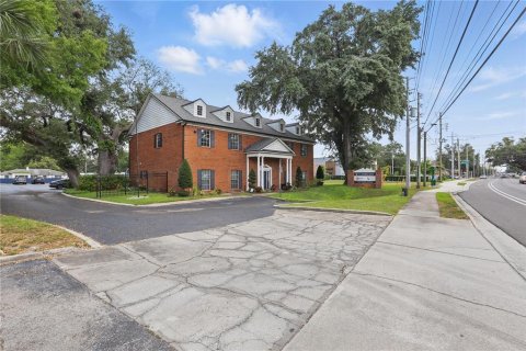 Immobilier commercial à louer à Orlando, Floride: 490.8 m2 № 2103285 - photo 18