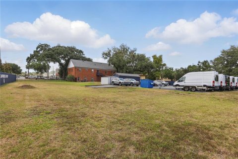Immobilier commercial à louer à Orlando, Floride: 490.8 m2 № 2103285 - photo 19