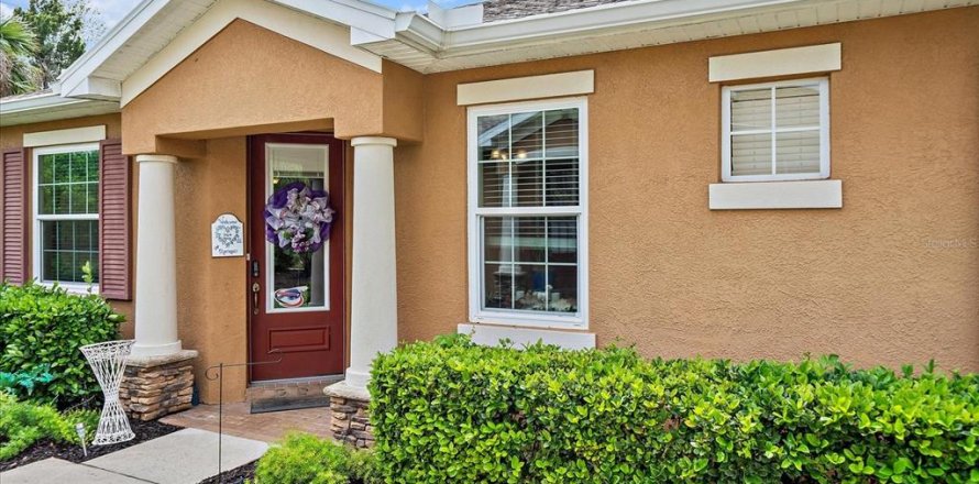 Townhouse in Parrish, Florida 2 bedrooms, 139.26 sq.m. № 2152333