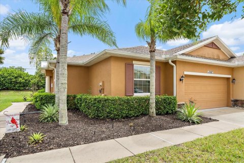 Townhouse in Parrish, Florida 2 bedrooms, 139.26 sq.m. № 2152333 - photo 2