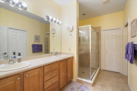 Townhouse in Parrish, Florida 2 bedrooms, 139.26 sq.m. № 2152333 - photo 14