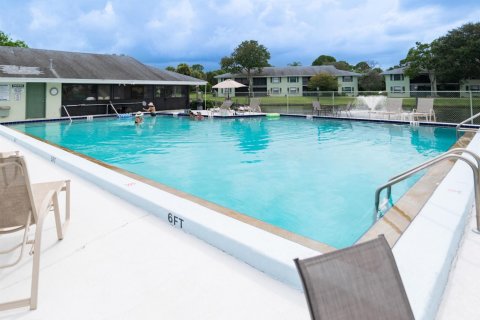 Copropriété à vendre à Palm Beach Gardens, Floride: 2 chambres, 111.48 m2 № 1054576 - photo 1