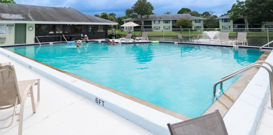 Condo à Palm Beach Gardens, Floride, 2 chambres  № 1054576