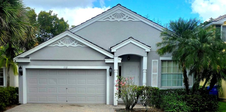 Villa ou maison à Royal Palm Beach, Floride 3 chambres, 168.34 m2 № 2247060