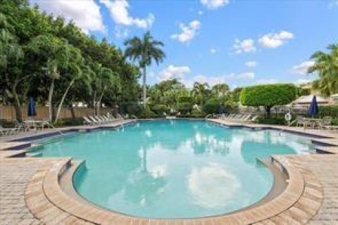 Villa ou maison à vendre à Royal Palm Beach, Floride: 3 chambres, 168.34 m2 № 2247060 - photo 3