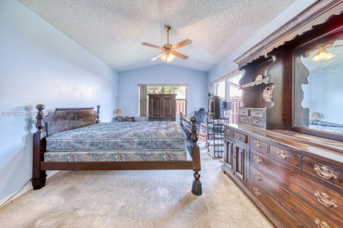 Villa ou maison à vendre à Miami, Floride: 3 chambres, 135.08 m2 № 2422926 - photo 29