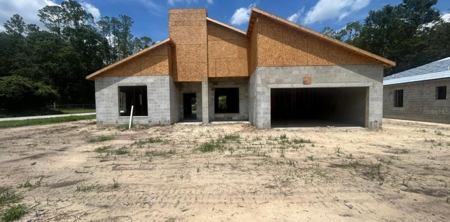 Villa ou maison à Dunnellon, Floride 3 chambres, 147.9 m2 № 1906149