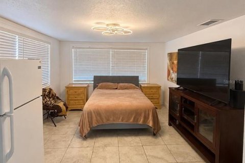 Villa ou maison à vendre à Port Richey, Floride: 4 chambres, 143.35 m2 № 2437245 - photo 17
