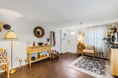 Immobilier commercial à vendre à Bradenton, Floride: 4 chambres, 192.96 m2 № 2129833 - photo 5