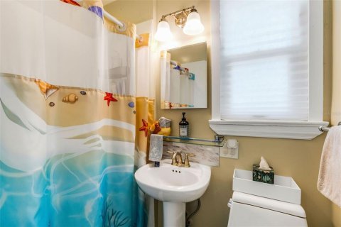 Immobilier commercial à vendre à Bradenton, Floride: 4 chambres, 192.96 m2 № 2129833 - photo 26
