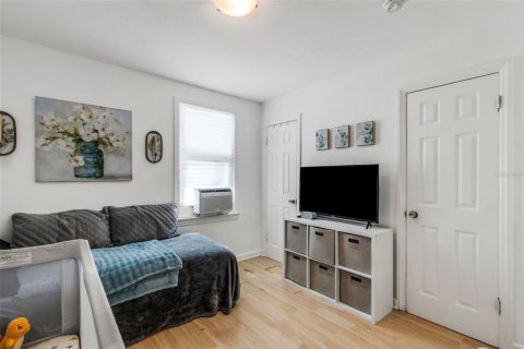 Immobilier commercial à vendre à Bradenton, Floride: 4 chambres, 192.96 m2 № 2129833 - photo 25