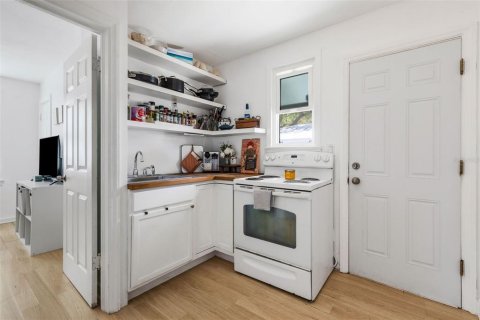 Immobilier commercial à vendre à Bradenton, Floride: 4 chambres, 192.96 m2 № 2129833 - photo 23
