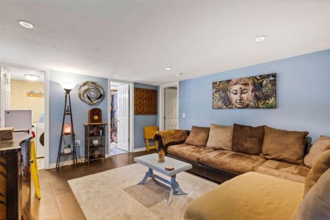 Immobilier commercial à vendre à Bradenton, Floride: 4 chambres, 192.96 m2 № 2129833 - photo 7
