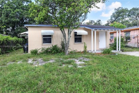 Villa ou maison à vendre à Fort Lauderdale, Floride: 4 chambres, 100.33 m2 № 1961471 - photo 25