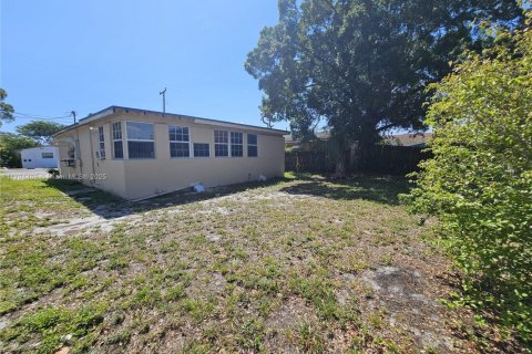 Villa ou maison à vendre à Fort Lauderdale, Floride: 4 chambres, 100.33 m2 № 1961471 - photo 22