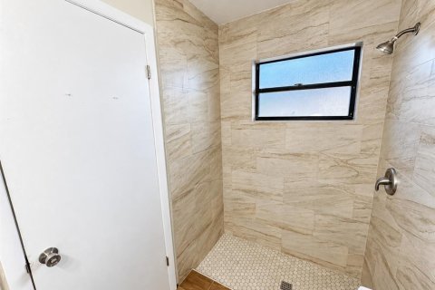 Villa ou maison à louer à Venice, Floride: 4 chambres, 195.47 m2 № 2400450 - photo 22