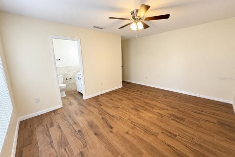Villa ou maison à louer à Venice, Floride: 4 chambres, 195.47 m2 № 2400450 - photo 18