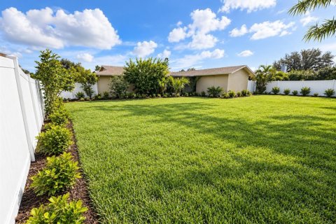 Villa ou maison à louer à Venice, Floride: 4 chambres, 195.47 m2 № 2400450 - photo 30