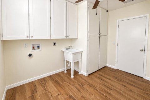 Villa ou maison à louer à Venice, Floride: 4 chambres, 195.47 m2 № 2400450 - photo 26