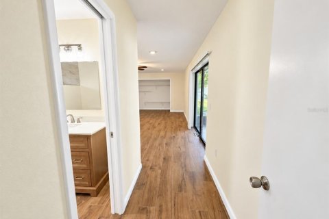 Villa ou maison à louer à Venice, Floride: 4 chambres, 195.47 m2 № 2400450 - photo 14